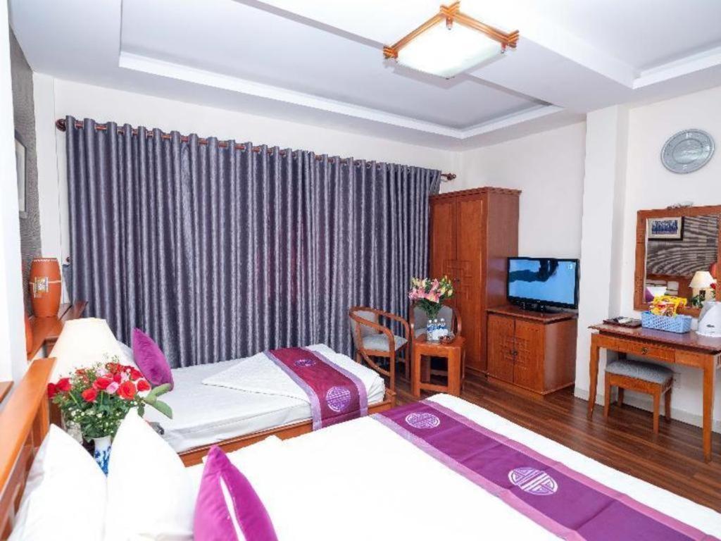 Hong Hac Hotel Ho Şi Min Exterior foto