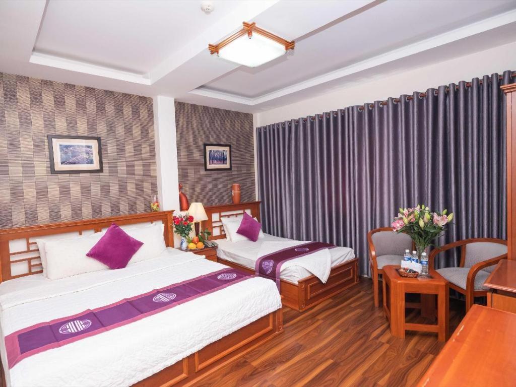 Hong Hac Hotel Ho Şi Min Exterior foto